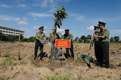 Trường Đại học An ninh nhân dân tích cực hưởng ứng Chương trình trồng mới 1 tỷ cây xanh giai đoạn 2021 – 2025