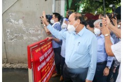 Chủ tịch nước kiểm tra công tác phòng, chống dịch tại TP Hồ Chí Minh