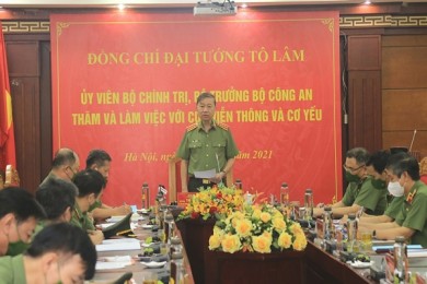 Nâng cao tiềm lực viễn thông và cơ yếu CAND đồng bộ, vững chắc, tiến thẳng lên hiện đại