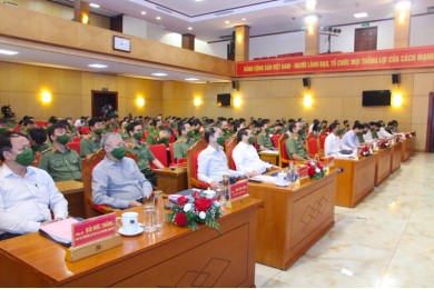 Phối hợp kiểm tra, giám sát, xây dựng Đảng, xây dựng lực lượng CAND trong sạch, vững mạnh
