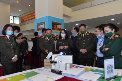 Chuyển đổi số hoạt động thư viện trong Công an nhân dân
