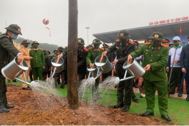 Bộ trưởng Tô Lâm phát động bảo vệ môi trường, hưởng ứng Tết trồng cây đời đời nhớ ơn Bác Hồ