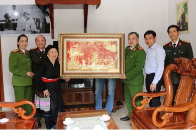 Thứ trưởng Nguyễn Văn Long thăm và làm việc tại tỉnh Điện Biên