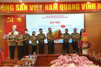 Gặp mặt kỷ niệm 91 năm Ngày thành lập Đoàn TNCS Hồ Chí Minh (26/3/1931 - 26/3/2022), 66 năm truyền thống Đoàn TNCS Hồ Chí Minh Bộ Công an (1956 - 2022) và hưởng ứng Chiến dịch Giờ trái đất 2022.