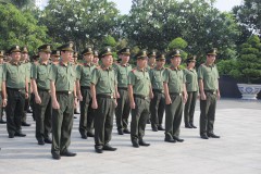 Trường Đại học An ninh nhân dân dâng hoa, dâng hương các Anh hùng, Liệt sĩ tại Nghĩa trang Liệt sĩ Thành phố Hồ Chí Minh nhân kỷ niệm 47 năm Ngày Giải phóng miền Nam, thống nhất đất nước (30/4/1975 - 30/4/2022)