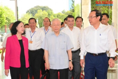 Tổng Bí thư Nguyễn Phú Trọng thăm và làm việc với Thành ủy TPHCM