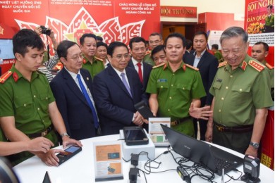 Thủ tướng yêu cầu tham mưu xây dựng Trung tâm dữ liệu lớn quốc gia