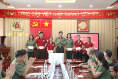  Trường Đại học An ninh nhân dân tổ chức trao trợ cấp khó khăn đột xuất từ Quỹ Nghĩa tình đồng đội Công an nhân dân cho cán bộ, chiến sĩ