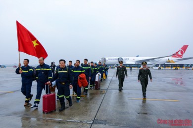Đoàn CNCH Bộ Công an tại Thổ Nhĩ Kỳ hoàn thành xuất sắc nhiệm vụ, trở về Việt Nam an toàn