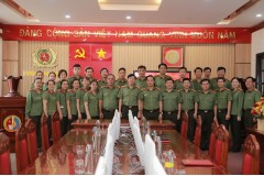 Trường Đại học An ninh nhân dân tổ chức gặp mặt nhân dịp kỷ niệm 77 năm Ngày truyền thống lực lượng An ninh đối ngoại Công an nhân dân (12/7/1946-12/7/2023) và 76 năm Ngày truyền thống lực lượng Y tế Công an nhân dân (12/7/1947-12/7/2023) 