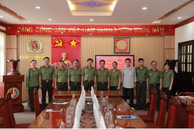 Trường Đại học An ninh nhân dân tổ chức trao trợ cấp khó khăn đột xuất từ Quỹ Nghĩa tình đồng đội Công an nhân dân cho cán bộ, chiến sĩ