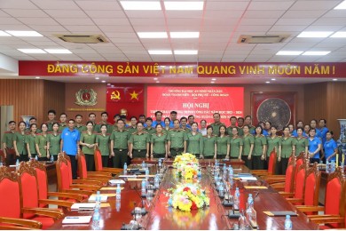 Hội nghị triển khai Chương trình công tác quần chúng năm học 2023 – 2024 và gặp mặt Xuân Giáp Thìn 2024