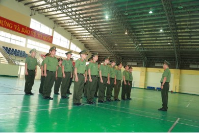 Trường Đại học An ninh nhân dân tổ chức tập huấn điều lệnh, quân sự, võ thuật CAND năm học 2023 - 2024