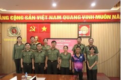 Trường Đại học An ninh nhân dân tổ chức trao trợ cấp khó khăn đột xuất cho cán bộ, chiến sĩ