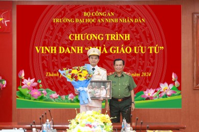 Trường Đại học An ninh nhân dân tổ chức vinh danh Nhà giáo ưu tú năm 2024 và trao quyết định bổ nhiệm chức danh chuyên viên cao cấp