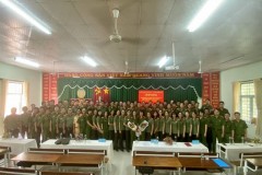 Tổ chức Lễ Bế giảng Lớp Bồi dưỡng cán bộ quy hoạch chức danh Phó Trưởng phòng và tương đương Khóa 1 tại Công an tỉnh Bình Dương