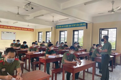 Tổ chức giảng dạy các học phần chuyên môn cho hai khóa học viên tại cơ sở Long Thành, Đồng Nai – Trường Đại học An ninh nhân dân quyết tâm thực hiện thắng lợi mục tiêu kép