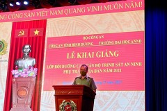 Khai giảng lớp bồi dưỡng cán bộ trinh sát an ninh phụ trách địa bàn mở tại Công an tỉnh Bình Dương