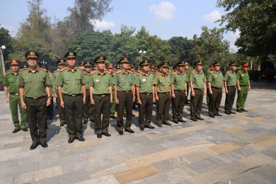 Trường Đại học An ninh nhân dân tổ chức hoạt động về nguồn, tham quan, trao đổi thực tế tại tỉnh Tây Ninh cho học viên Khóa Cao học 17