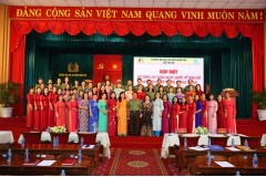 Hội Phụ nữ Trường Đại học An ninh nhân dân tổ chức Lễ họp mặt chào mừng kỷ niệm 115 năm Ngày Quốc tế Phụ nữ 8/3, 1985 năm khởi nghĩa Hai Bà Trưng và giao lưu trực tiếp với Đại tá, Anh hùng lực lượng vũ trang nhân dân Phan Thị Ngọc Tươi