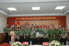 Hội phụ nữ Trường Đại học An ninh nhân dân phối hợp với Ban Phụ nữ Công an tỉnh Đồng Nai tổ chức Chương trình giao lưu chào mừng Kỷ niệm 135 năm Ngày sinh Chủ tịch Hồ Chí Minh (19/5/1890 – 19/5/2025)