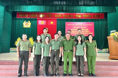 Trường Đại học An ninh nhân dân phối hợp với Công an tỉnh Đắk Lắk tổ chức Lễ Khai giảng lớp Trung cấp lý luận chính trị, khóa 2, hệ không tập trung, lớp thứ 5 tổ chức tại Công an tỉnh Đắk Lắk