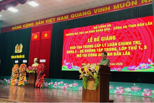 Trường Đại học An ninh nhân dân phối hợp với Công an tỉnh Đắk Lắk  tổ chức Lễ bế giảng Khóa 2 – Đào tạo trung cấp lý luận chính trị, hệ không tập trung, lớp thứ 1, lớp thứ 3 (T04.TCCT.K2.KTT1.Đắk Lắk, T04.TCCT.K2.KTT3.Đắk Lắk)