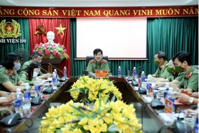 Thứ trưởng Nguyễn Văn Sơn kiểm tra công tác tại Công an Đà Nẵng và Bệnh viện 199