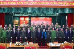 Lực lượng Công an hy sinh thầm lặng, bảo đảm ANTT, giúp dân trong đại dịch