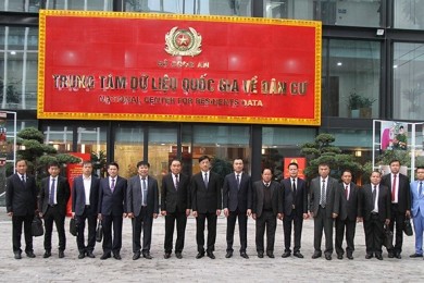 Bộ Công an Việt Nam và Bộ Công an Lào tăng cường hợp tác, trấn áp tội phạm ma túy