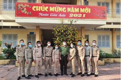 Học viên Campuchia tham gia đón Tết cổ truyền  Việt Nam ở Trường Đại học An ninh nhân dân
