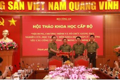 Hội thảo khoa học cấp Bộ “Nội dung, chương trình và tổ chức giảng dạy, nghiên cứu, học tập các môn khoa học pháp lý đáp ứng yêu cầu công tác công an trong tình hình mới” tại Trường Đại học An ninh nhân dân