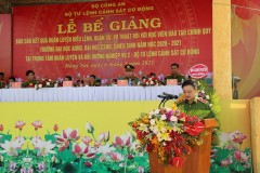 Cảm xúc ngày chia tay