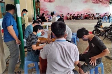 Học viên Trường Đại học An ninh nhân dân đồng hành cùng nhân dân trên tuyến đầu phòng chống dịch COVID-19