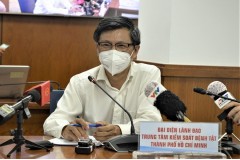 "Độc lực virus giảm, TPHCM có thể tính phương án sống chung với Covid-19"