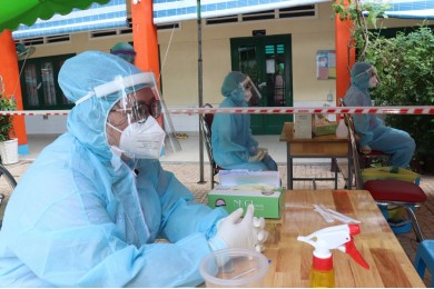 TP.HCM ghi nhận 419 ca COVID-19 trong 24 giờ, 8 chuỗi lây nhiễm đáng chú ý