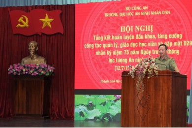 Trường Đại học An ninh nhân dân tổ chức Hội nghị tổng kết công tác đào tạo, huấn luyện đầu khóa, tăng cường công tác quản lý, giáo dục học viên và gặp mặt học viên Khóa D29 nhân kỷ niệm 75 năm Ngày truyền thống lực lượng An ninh nhân dân