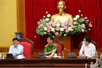 Khai thác Cơ sở dữ liệu quốc gia về dân cư phục vụ truy vết và quản lý tiêm phòng COVID-19