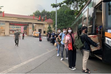 Trường Đại học An ninh nhân dân tổ chức cho học viên về địa phương đón Tết