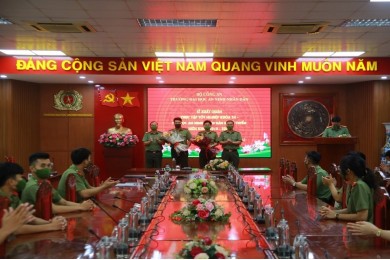 Trường Đại học An ninh nhân dân tổ chức Lễ xuất quân thực tập tốt nghiệp, tập huấn công tác nghiệp vụ cơ bản, công tác công an xã chính quy và kỹ năng cho học viên Khóa 24 – Đại học An ninh nhân dân hệ Cử tuyển