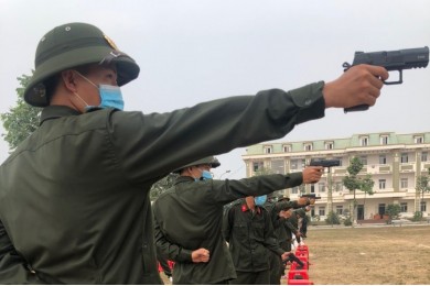 Làm tốt công tác giáo dục chính trị tư tưởng cho học viên trúng tuyển đào tạo văn bằng 2 thí điểm (VB2-D1) đang tham gia huấn luyện đầu khóa tại Bộ Tư lệnh Cảnh sát cơ động
