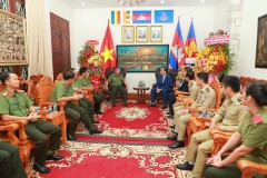 Trường Đại học An ninh nhân dân tổ chức các hoạt động chào mừng 70 năm Ngày Quốc khánh Vương quốc Campuchia