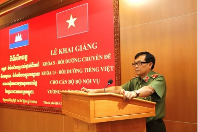 Trường Đại học An ninh nhân dân tổ chức Lễ Khai giảng các Khóa Bồi dưỡng cho cán bộ Bộ Nội vụ Vương quốc Campuchia