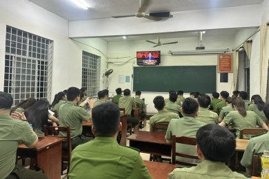 Phòng Quản lý học viên tổ chức tiếp sóng các hoạt động tuyên truyền kỷ niệm 70 năm Chiến thắng Điện Biên Phủ (07/5/1954 - 07/5/2024) trong khối học viên
