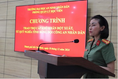 Trường Đại học An ninh nhân dân tổ chức trao trợ cấp khó khăn đột xuất từ Quỹ Nghĩa tình đồng đội Công an nhân dân cho học viên