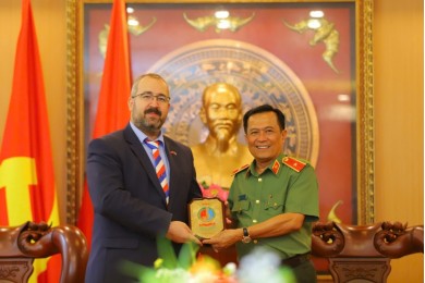 Trường Đại học An ninh nhân dân tổ chức Tọa đàm với chủ đề “Nâng cao hiệu quả đào tạo, bồi dưỡng cán bộ, giảng viên, học viên Trường Đại học An ninh nhân dân tại Liên bang Nga”