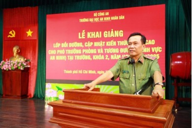 Khai giảng lớp Bồi dưỡng cập nhật kiến thức mới, kiến thức nâng cao cho Phó Trưởng phòng và tương đương