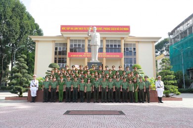 Trường Đại học An ninh nhân dân tổ chức Lễ Khai giảng Khóa 2 - Đào tạo trung cấp lý luận chính trị hệ tập trung (lớp thứ 1, lớp thứ 2, lớp thứ 3, lớp thứ 4) năm 2025 mở tại Trường Đại học An ninh nhân dân