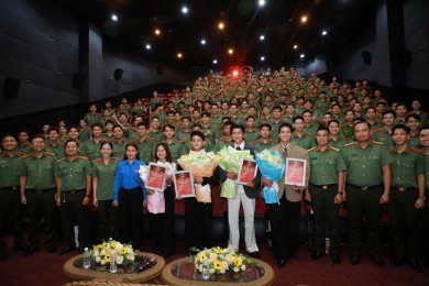 Tuổi trẻ Đại học An ninh nhân dân hiểu và trân trọng hơn giá trị của hoà bình thông qua bộ phim “Mưa đỏ”