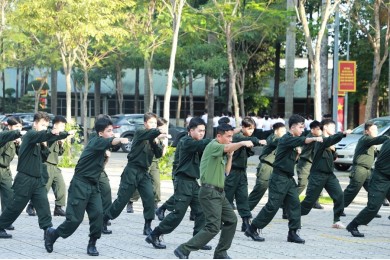 Đơn vị dự bị chiến đấu Trường Đại học An ninh nhân dân tăng cường huấn luyện bảo vệ Đại hội đại biểu toàn quốc lần thứ XIV của Đảng